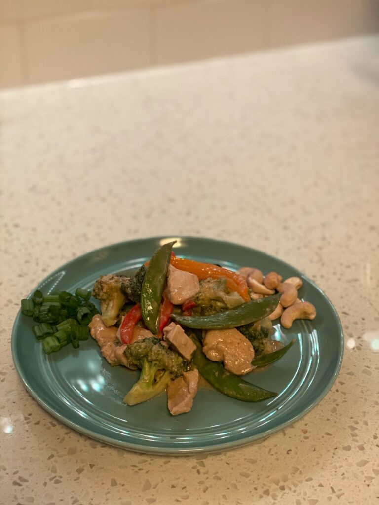 Broccoli & Cashew Chicken 