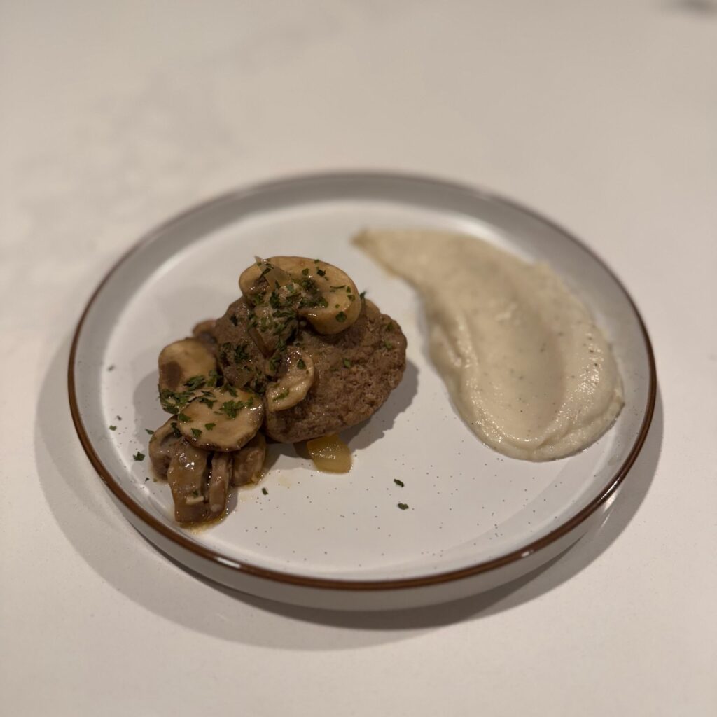 Hearty Salisbury Grass-fed Steak & Mushrooms