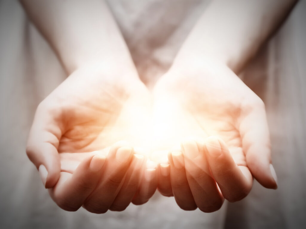 10 Benefits of Red Light Therapy