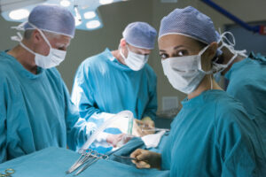 breastcancer_reconstructivesurgery_complications